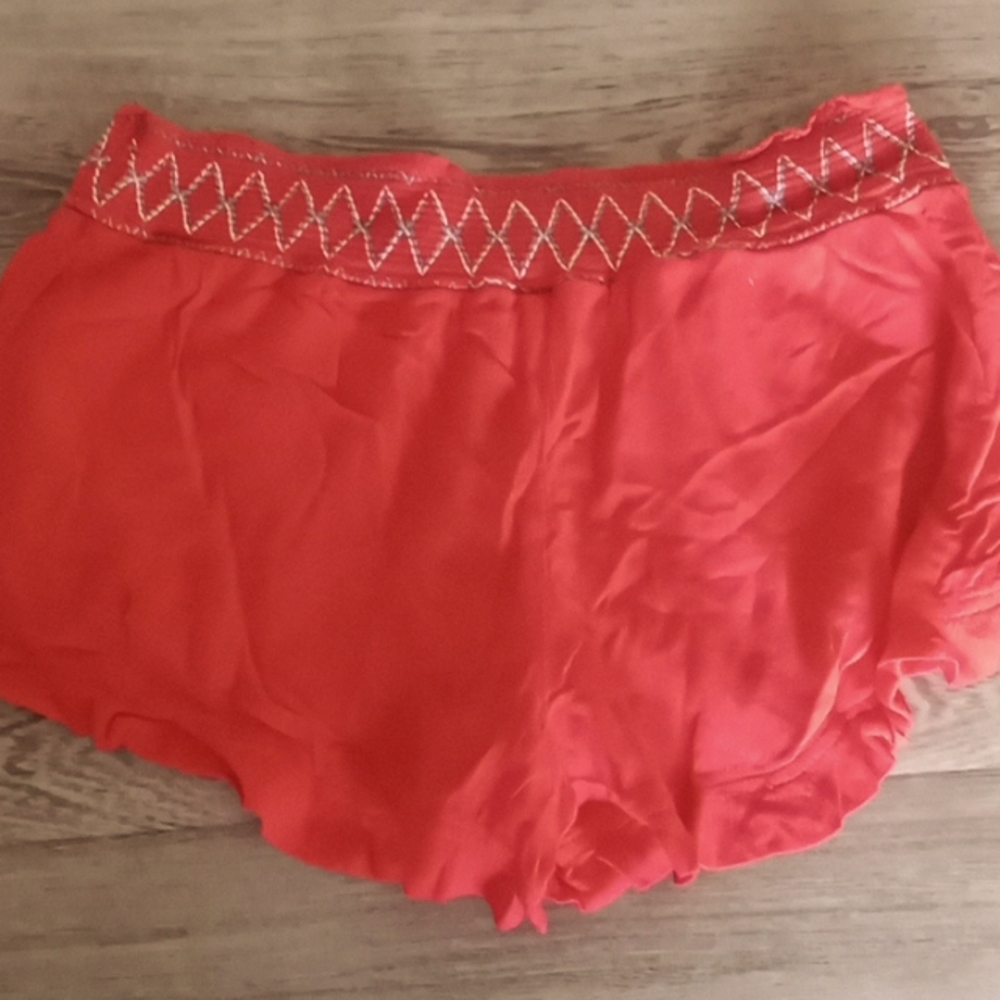 BRIGHT CORAL SHORTS